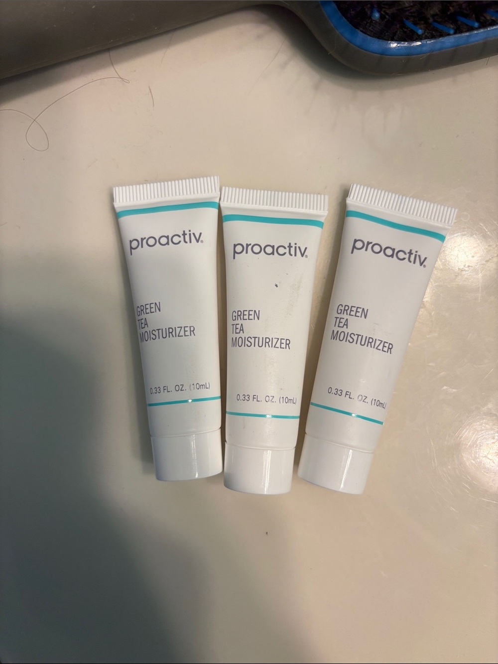 Proactiv Green Tea Moisturizer Trio - White with Teal Accents